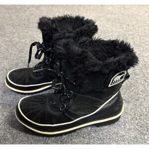 Sorel Tivoli II Women’s Boot Black Suede Waterproof Size 7